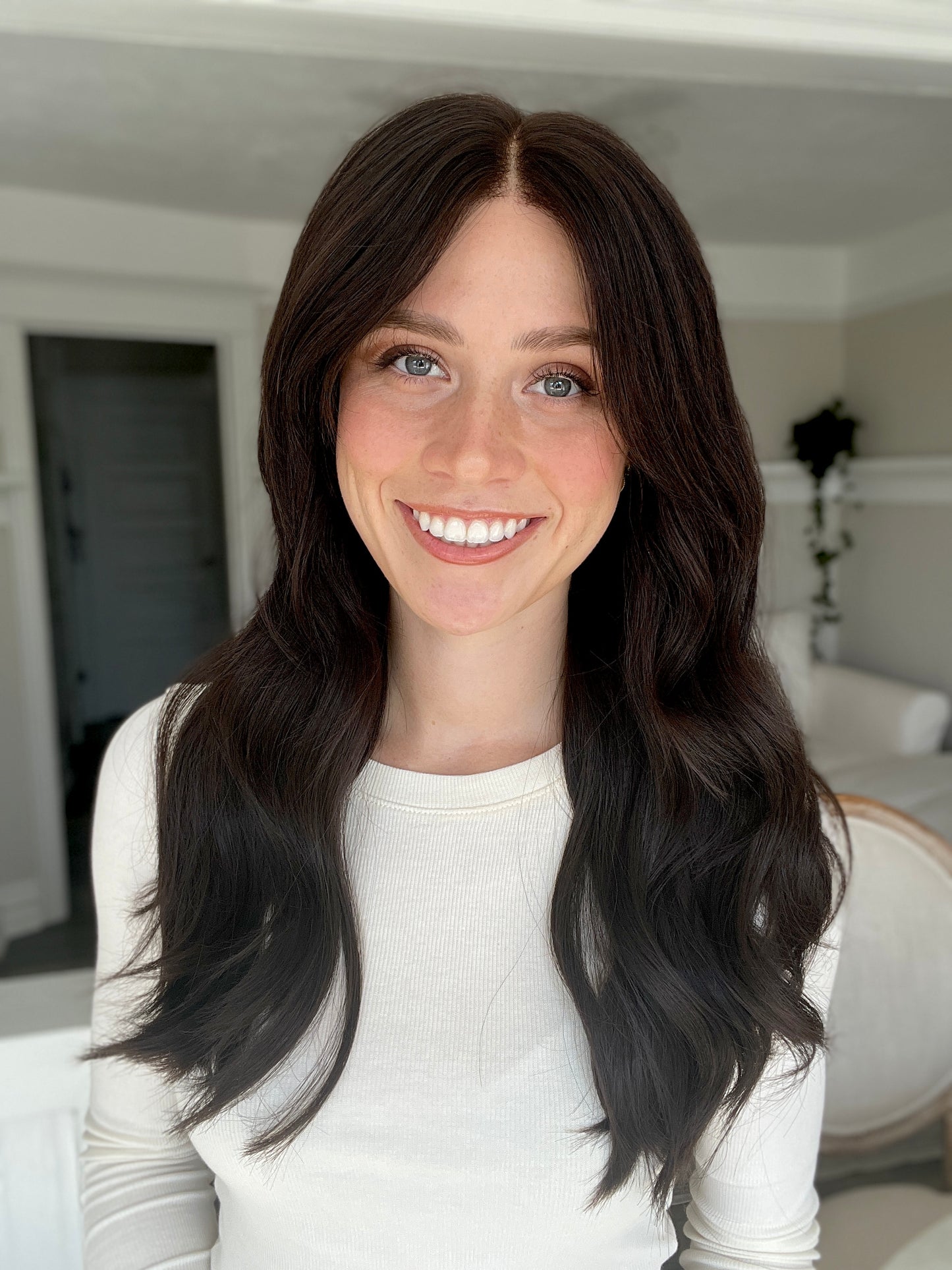 Thriving With Curtain Bangs // 22 inches // Medium
