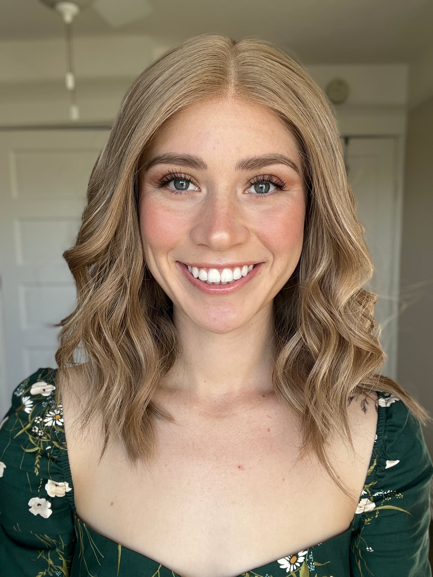 Ashy Light Brunette // 16 inches // Extra Small