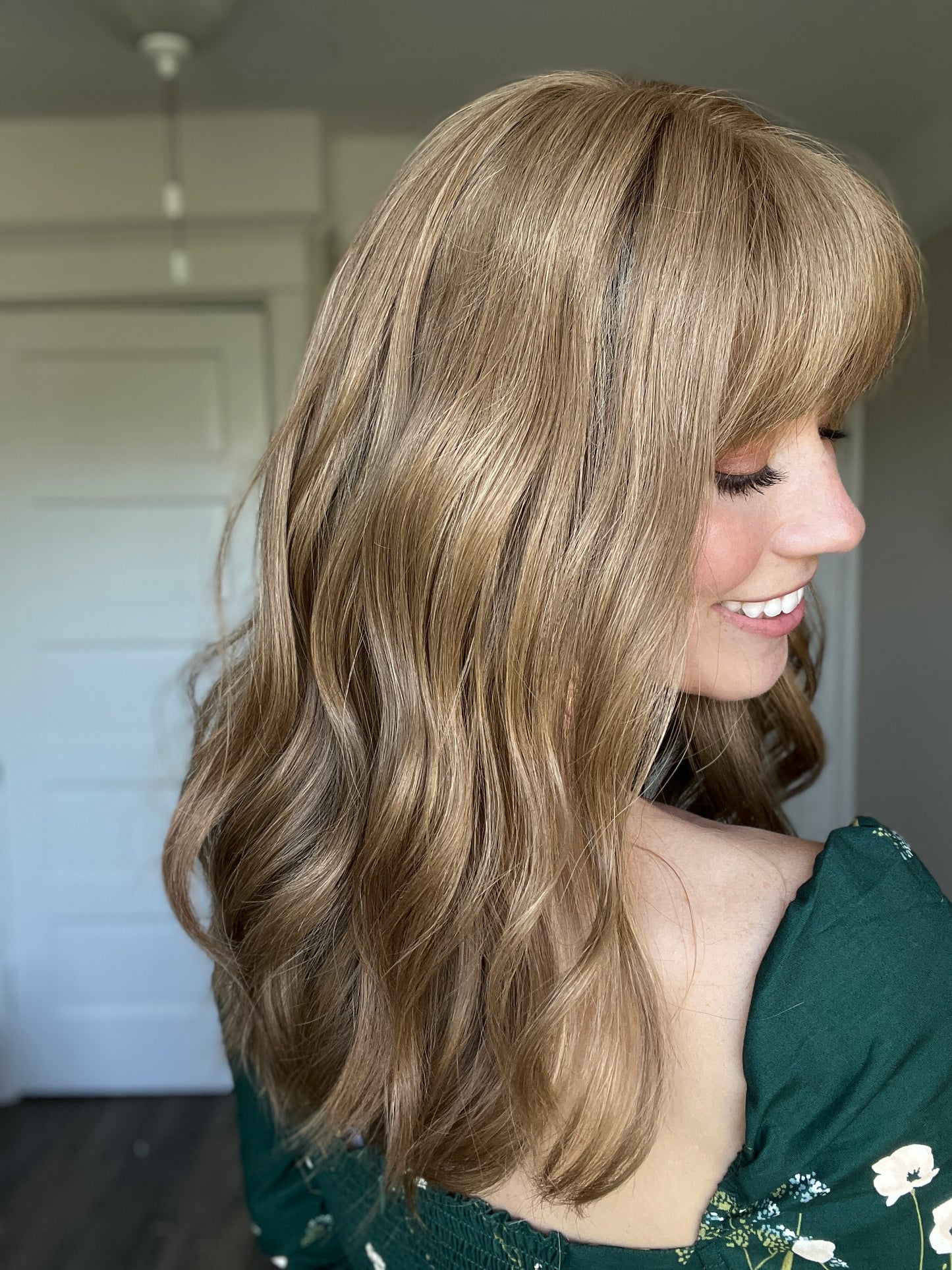 Angelic With Bangs // 18 inches // Medium