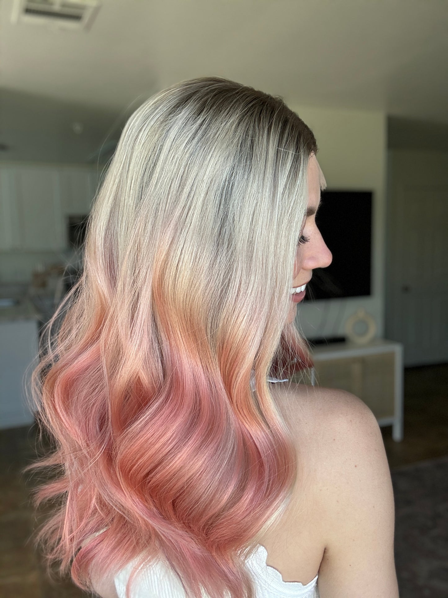 Peach Ombre // 22 inches // Medium