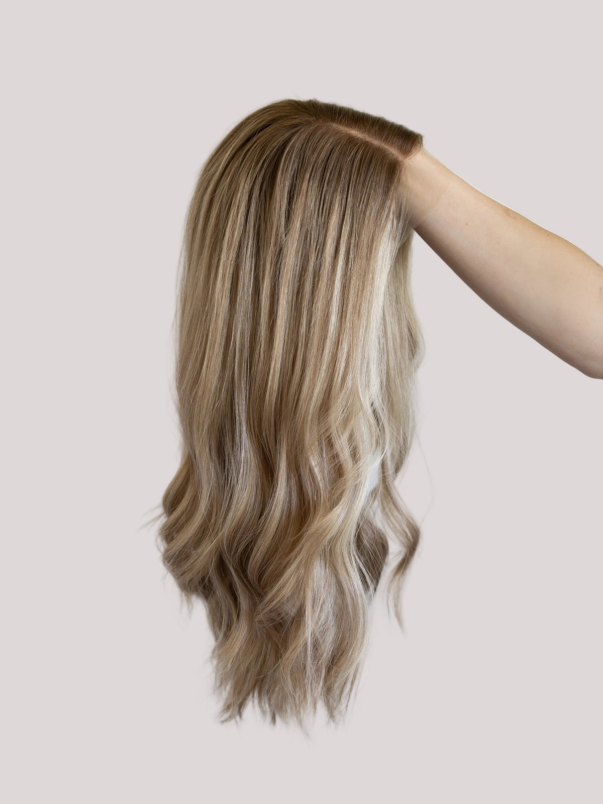 Golden With Rooting // Siganture Wig // 22'' // Extra Small