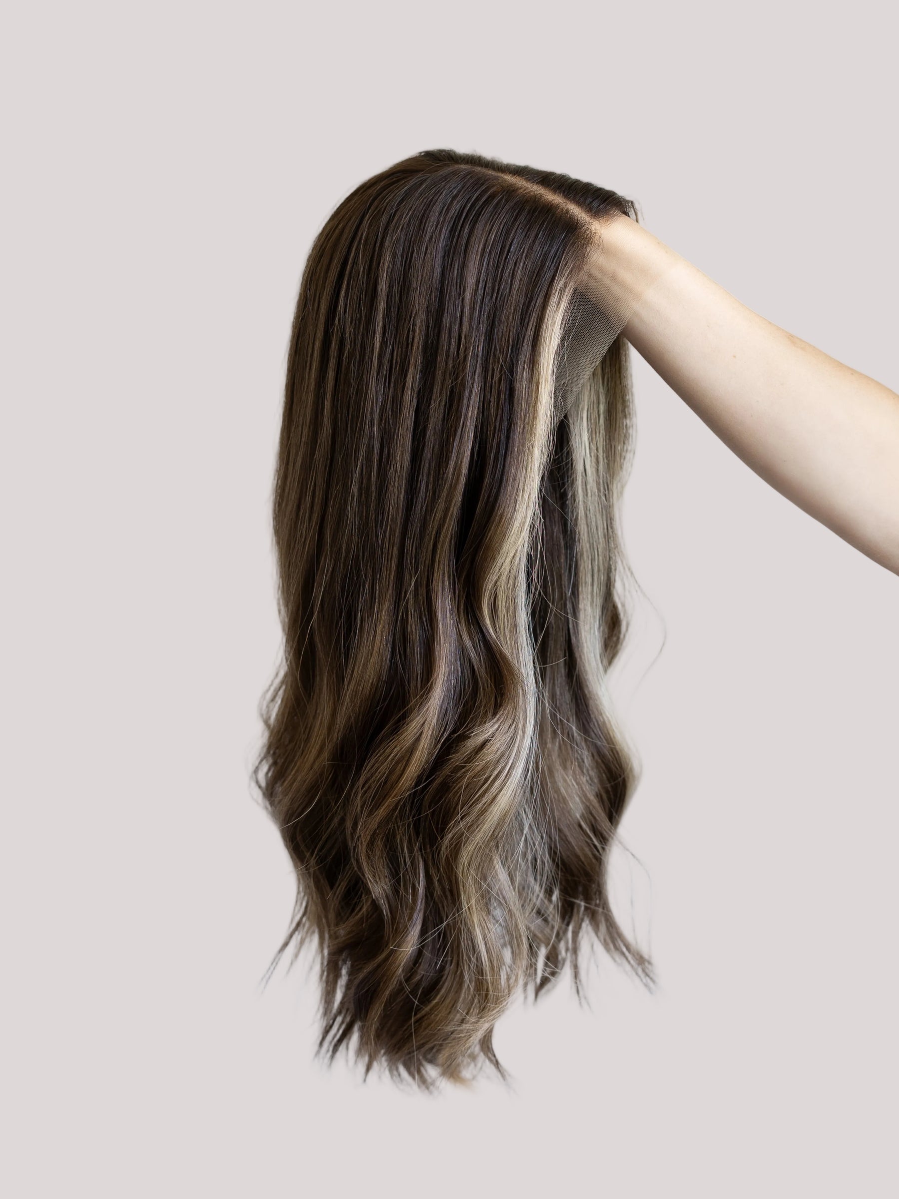Custom Confident // Signature Wig // 22'' // Small