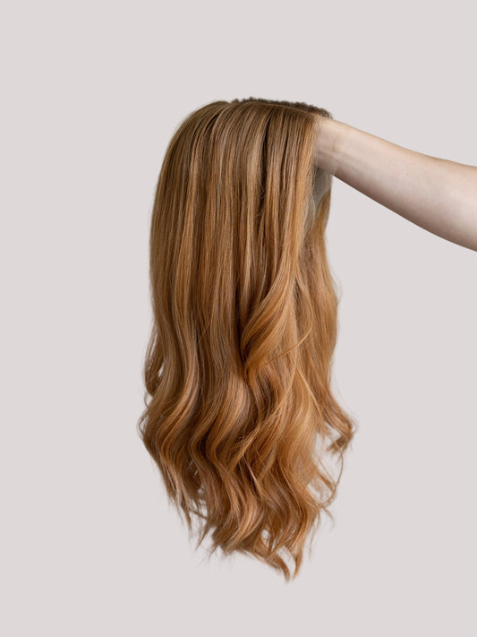 Loving With Rooting // Signature Wig // 20'' // Medium