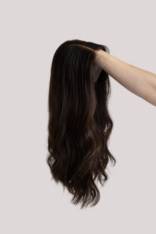 Divine With Rooting // Signature Wig // 22'' // Medium //