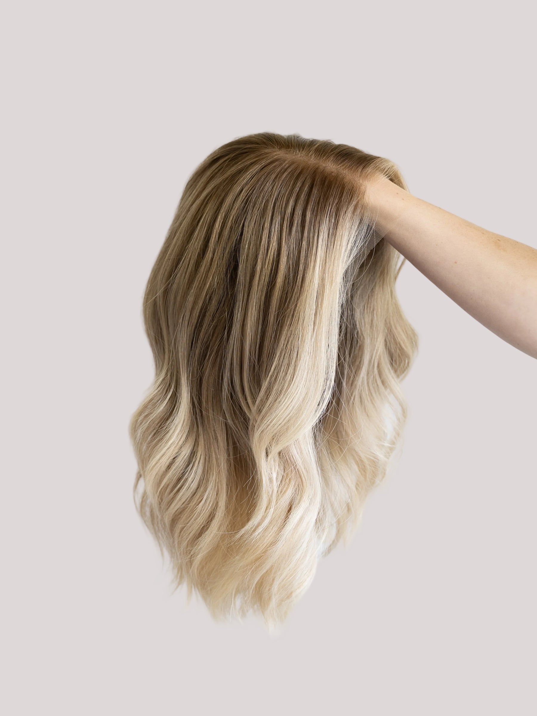 Custom Victorious // Signature Wig // 16'' // Small