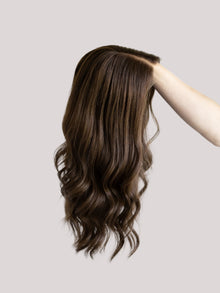 Timeless With Rooting // Signature Wig // 20'' // Medium
