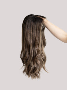 Iced Mocha // Signature Wig // 22'' // Extra Small