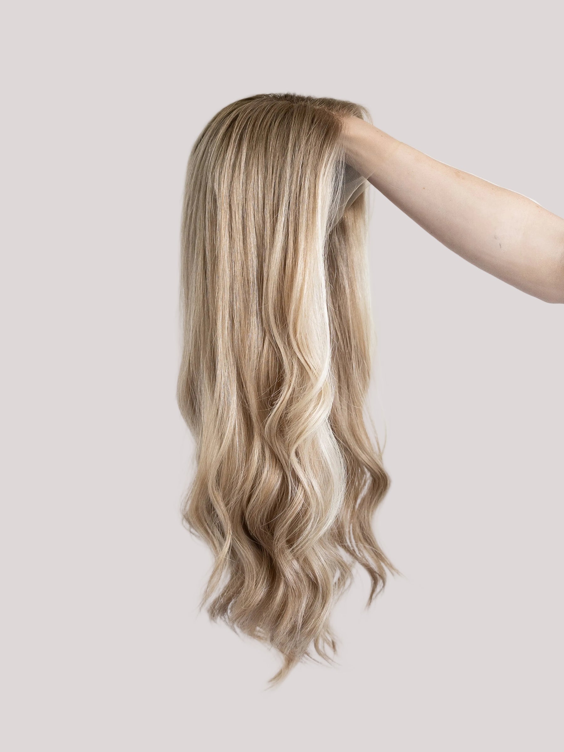 Golden With Rooting // Signature Wig // 24'' // Medium