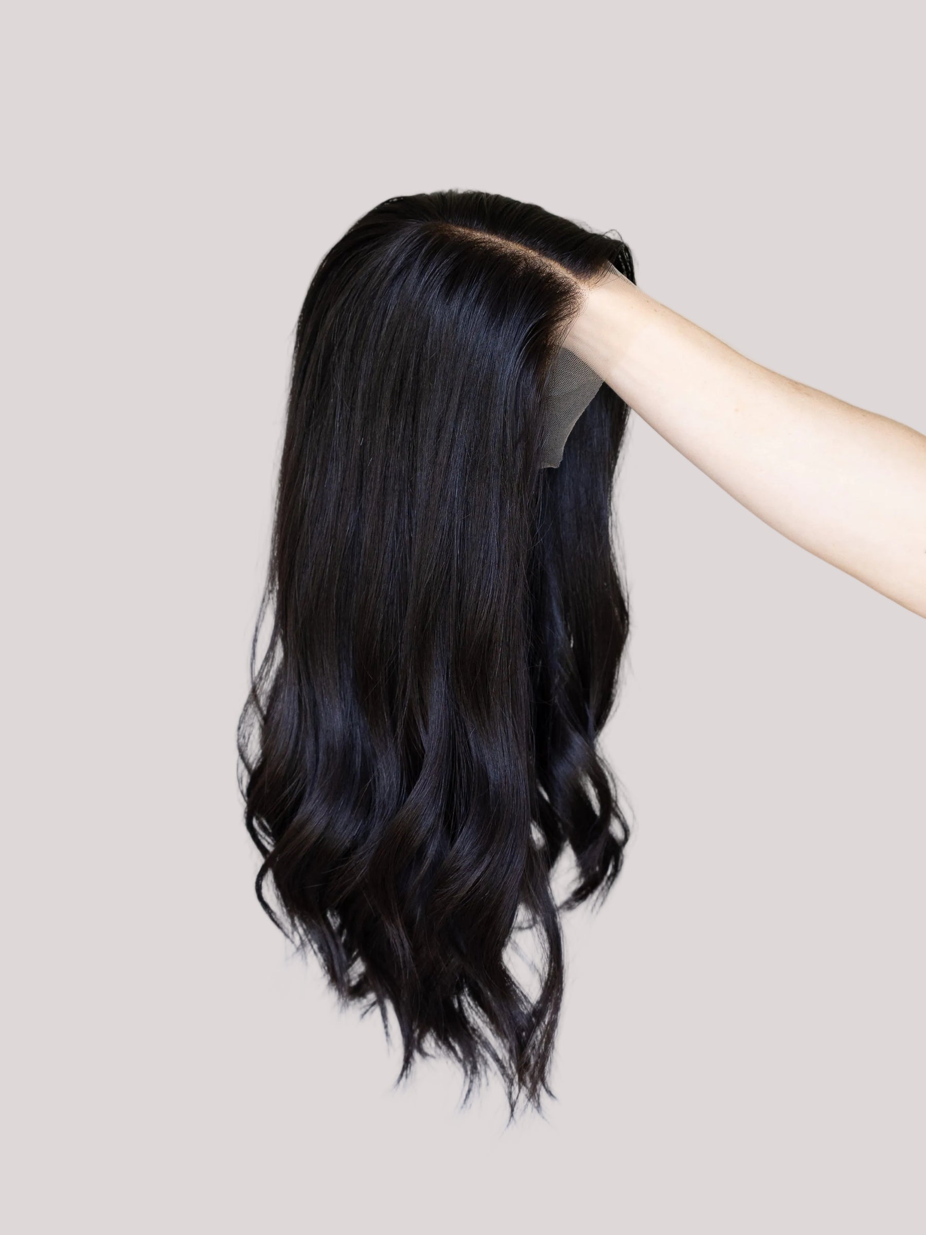 Enchanted // Signature Wig // 18'' // Medium