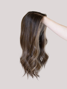 Magical With Rooting // Signature Wig // 18'' // Small