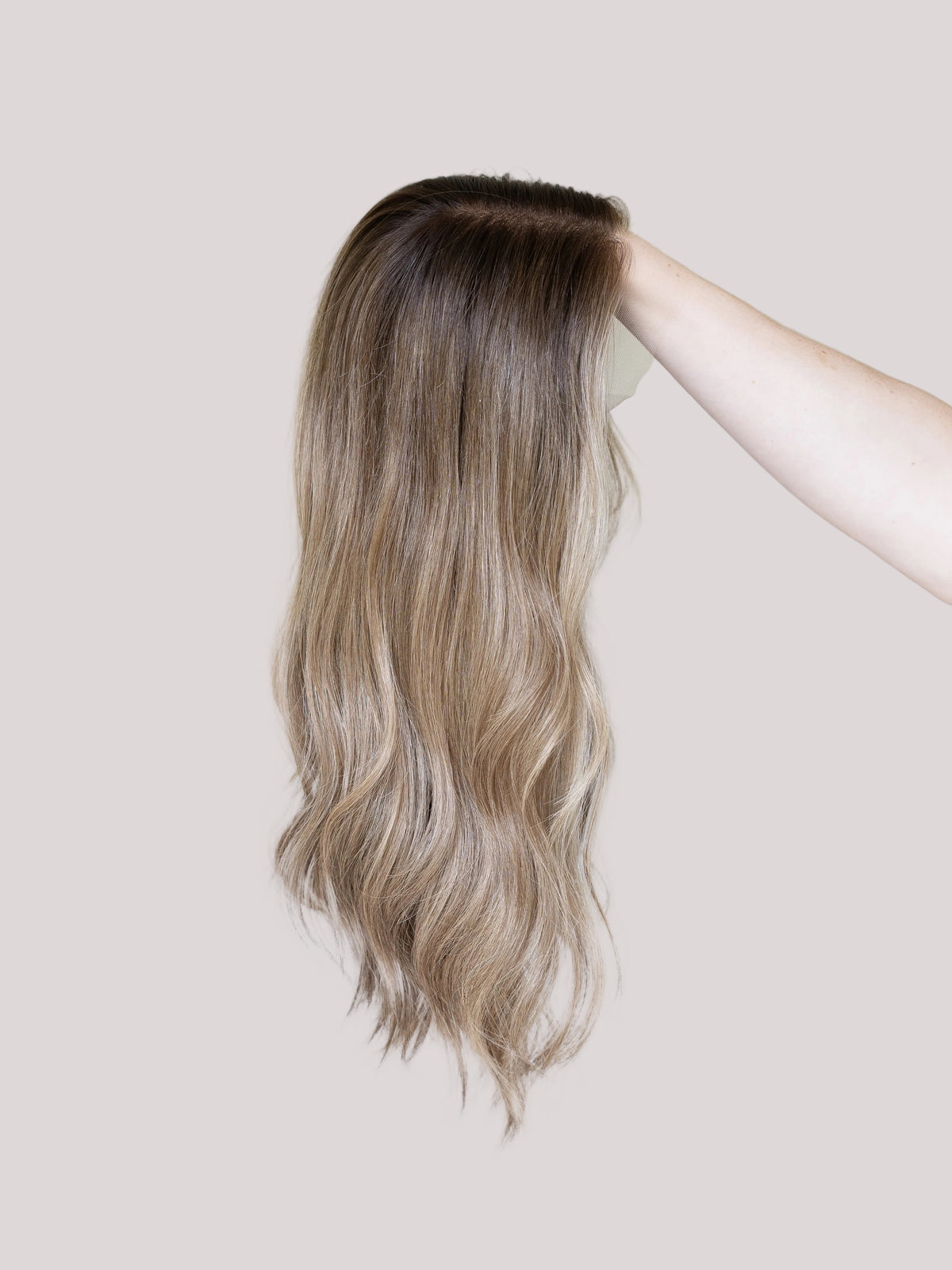 Confident With Rooting // Signature Wig // 20'' // Small
