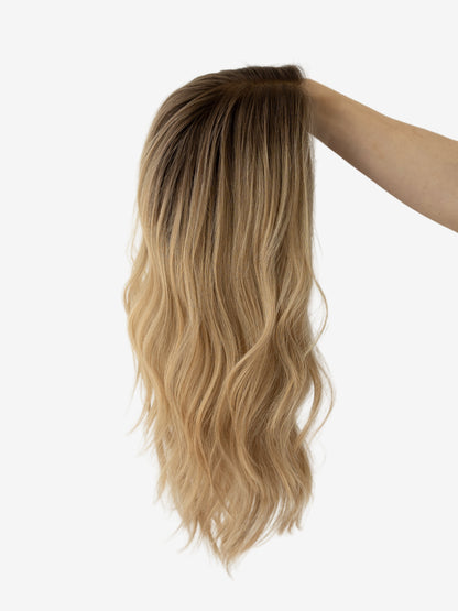 Iconic With Rooting // 20 inches // Medium Fully Hand Tied Cap