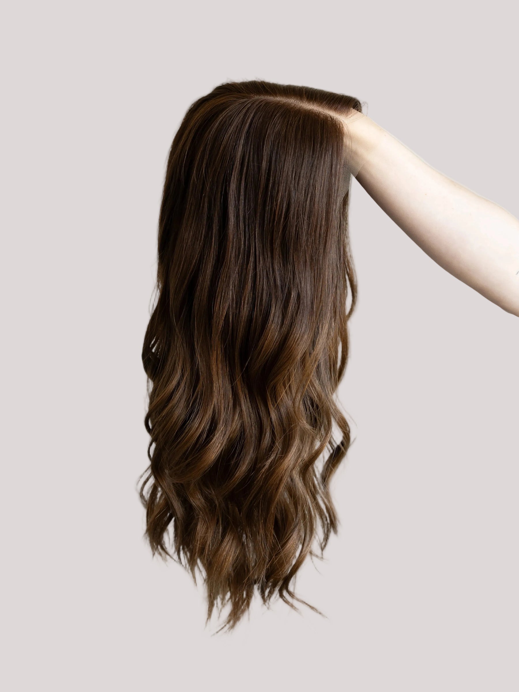 Lively // Signature Wig // 20'' // Medium