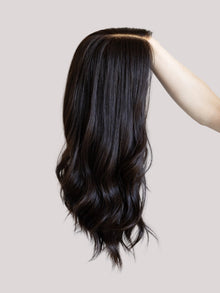 Thriving // Siganture Wig // 20'' // Medium