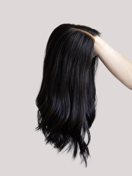 Enchanted // Signature Wig // 18'' // Medium