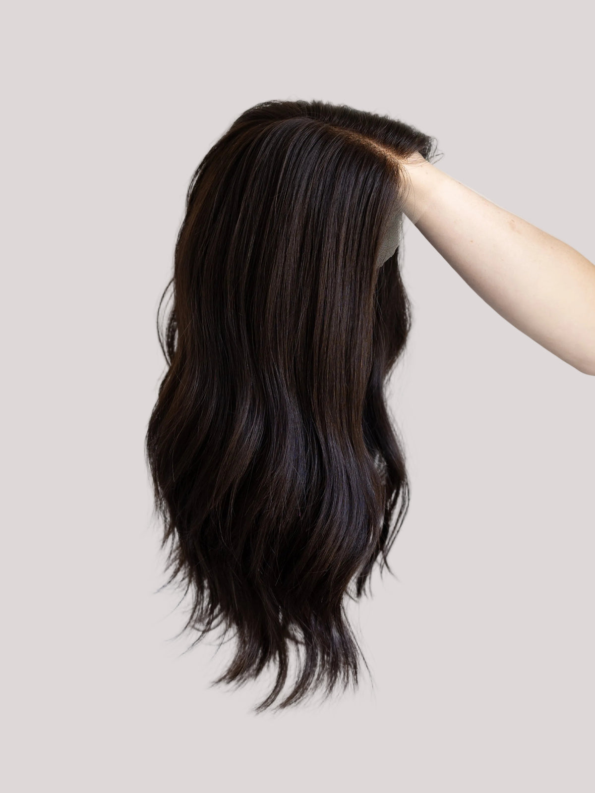 Thriving // Signature Wig // 18 inches // Medium