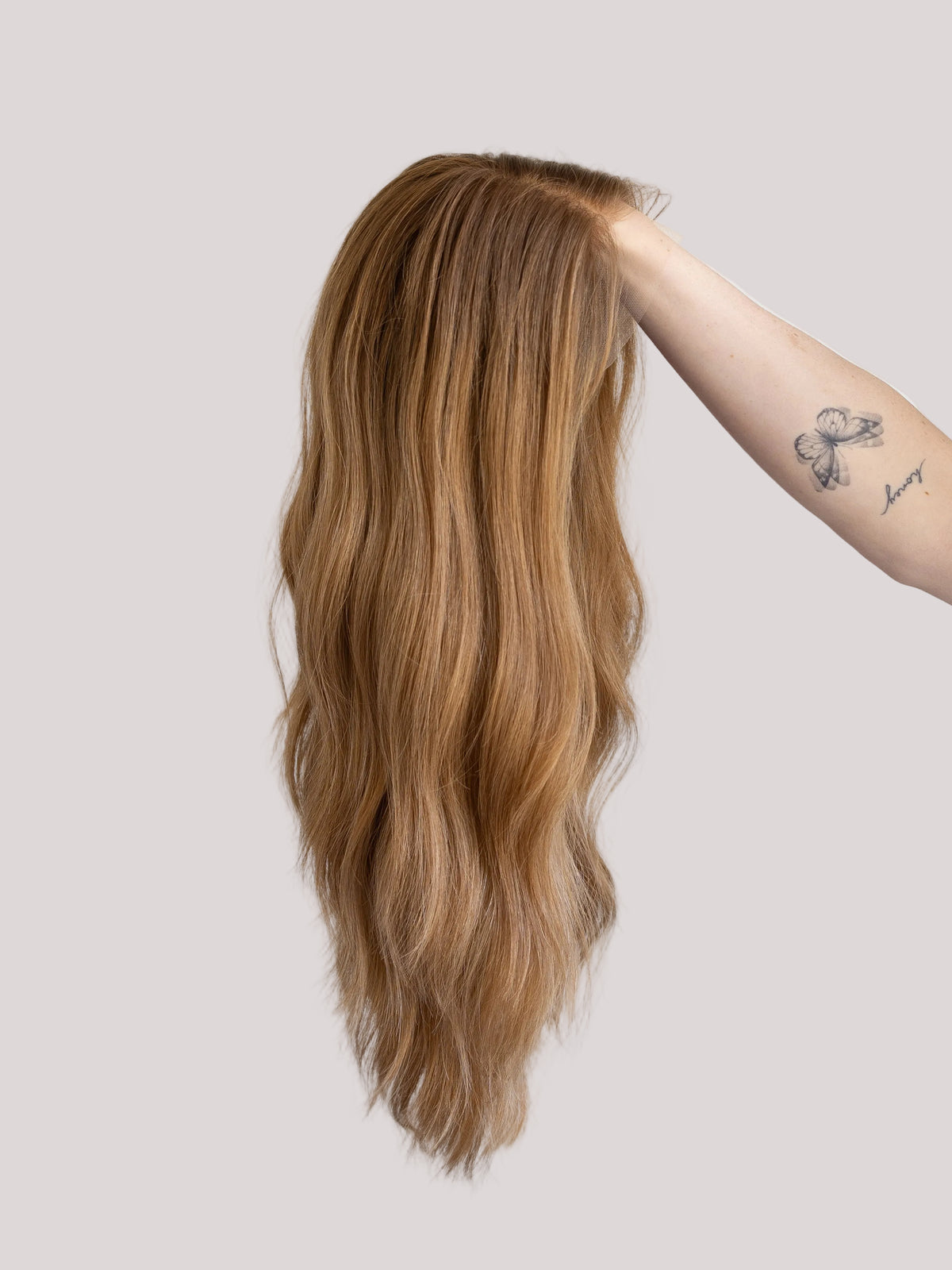 Independent With Rooting //Signature Wig // 22 inches // Small