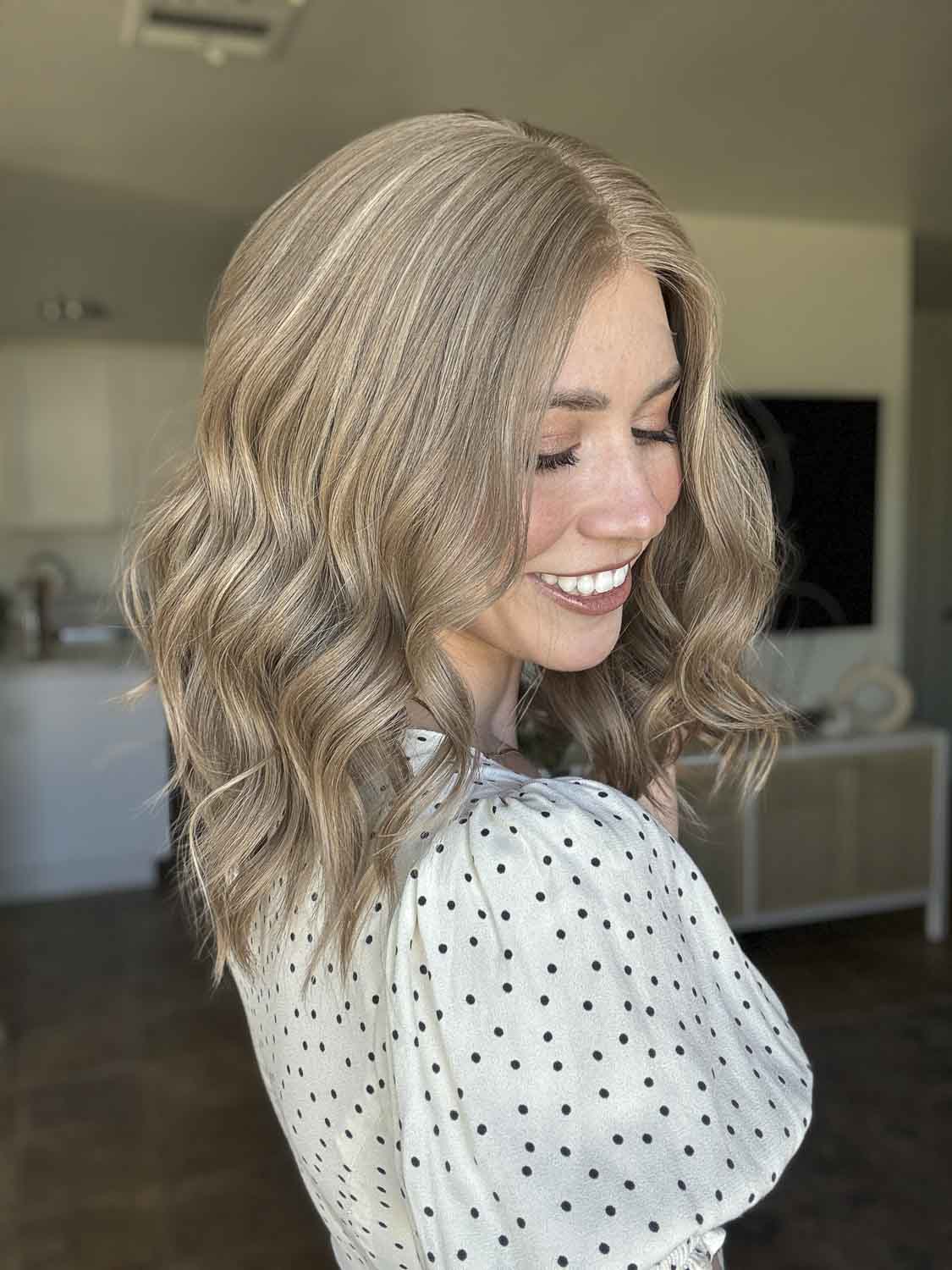 Almond Blonde // 16 inches // Extra Small