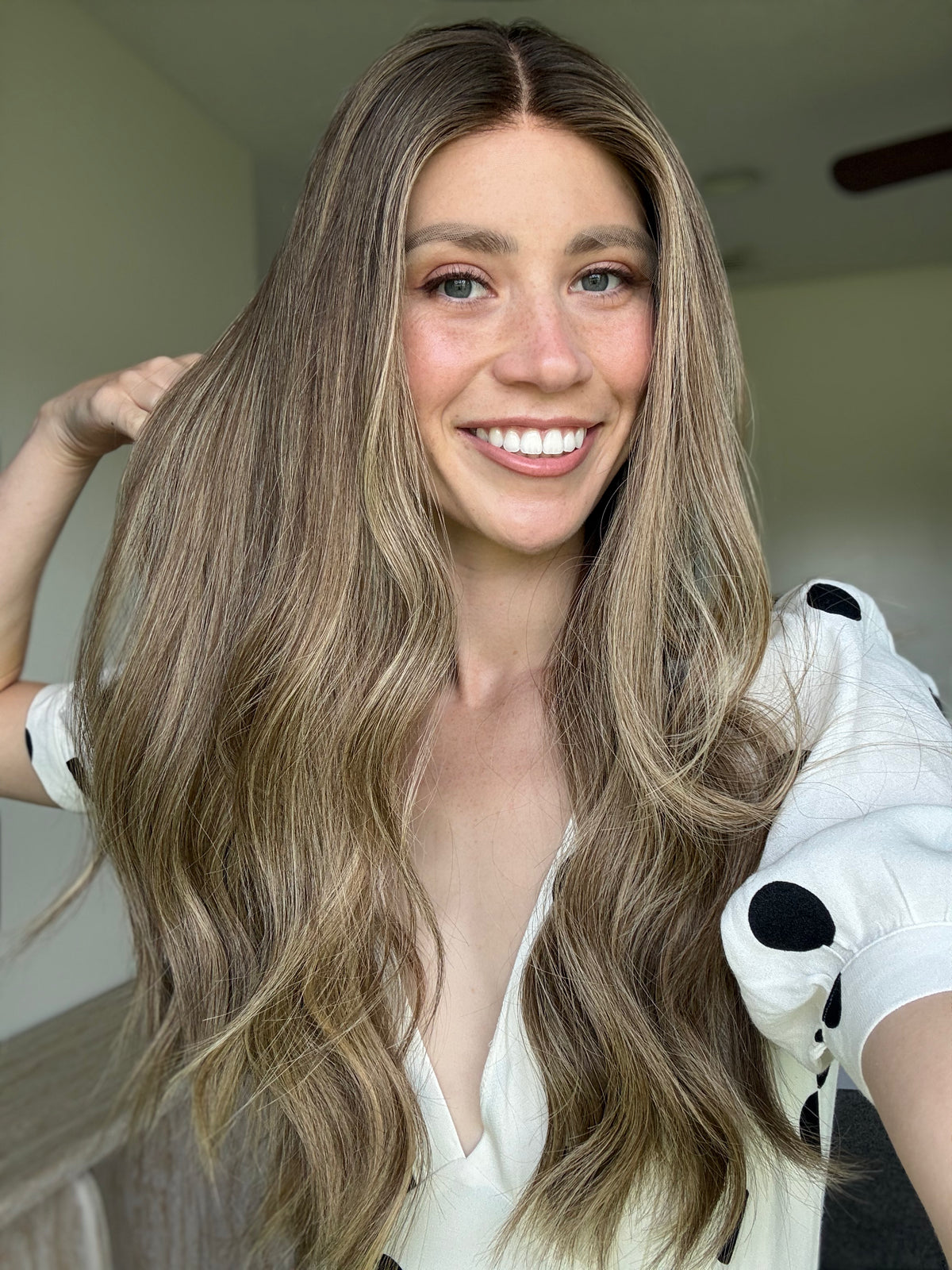 Confident With Rooting // Signature Wig // 24'' // Small