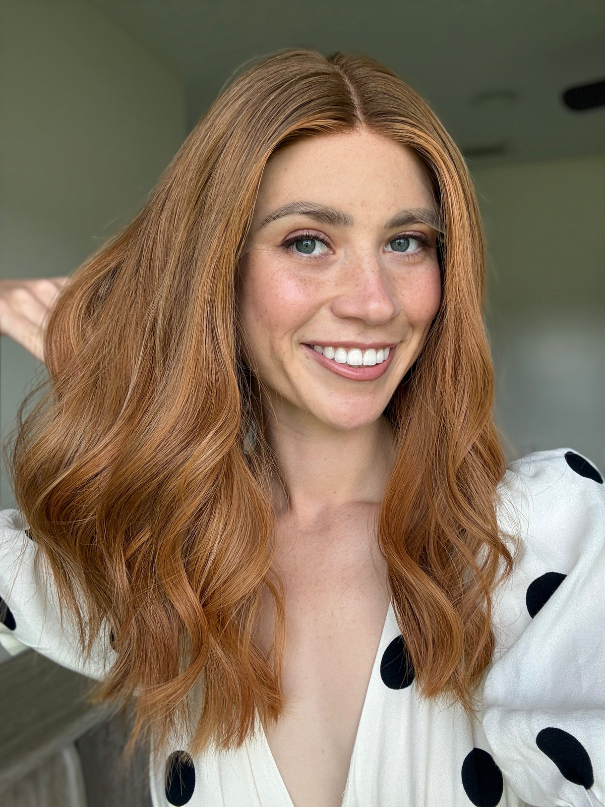 Loving With Rooting // Signature Wig // 18'' // Medium