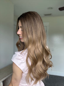 Custom Angelic // Signature Wig // 22'' // Medium