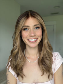 Toffee Brunette // Signature Wig // 20'' // Medium