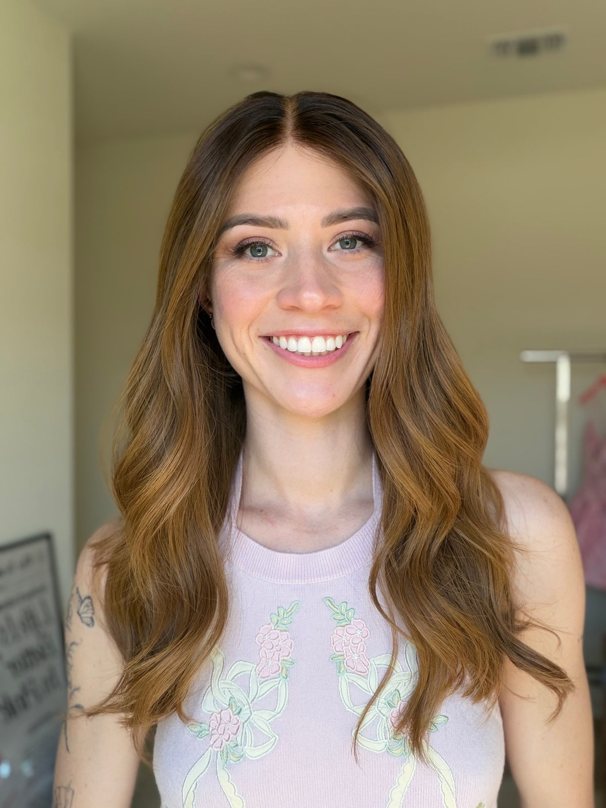 Joyful With Rooting // Signature Wig // 20'' // Medium