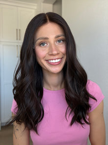 Thriving // Signature Wig // 20'' // Medium