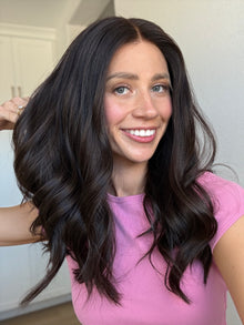 Thriving // Signature Wig // 20'' // Medium