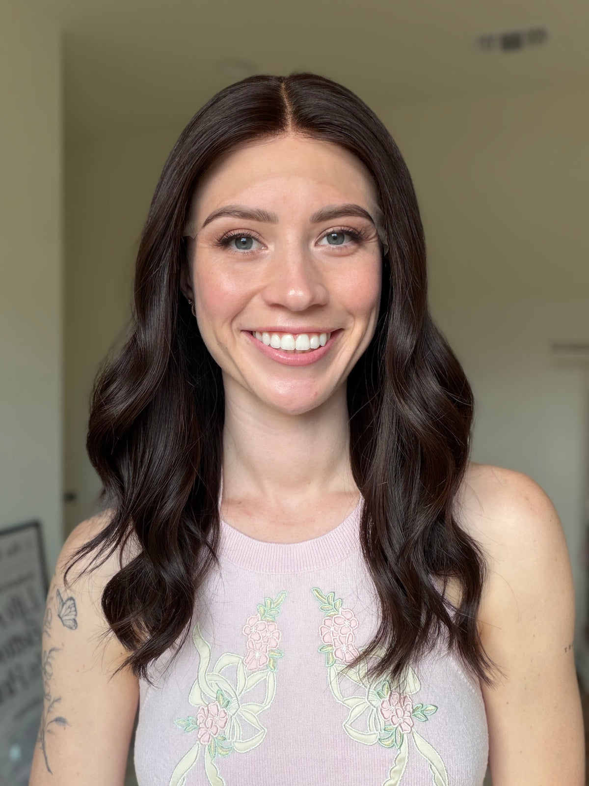 Thriving // Signature Wig // 18'' // Medium