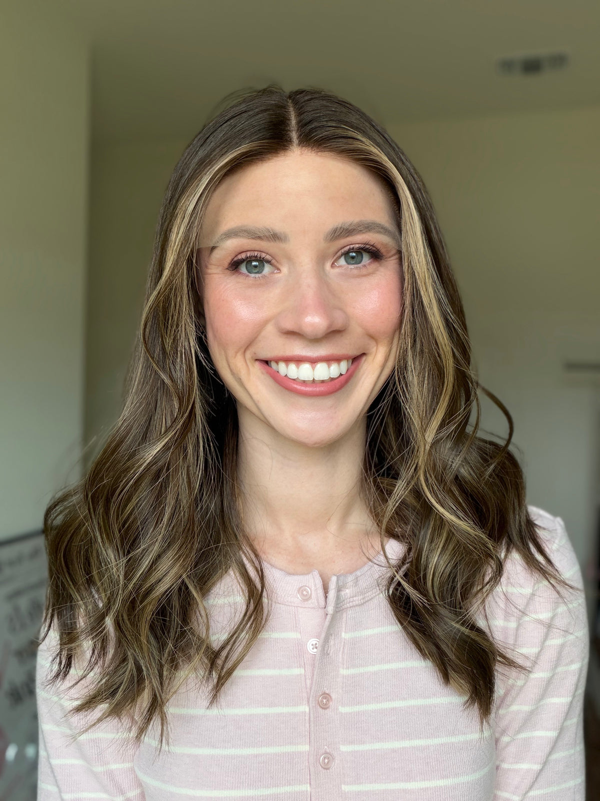 Magical With Rooting // Signature Wig // 18'' // Small