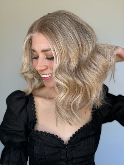 Oat Blonde // 16 inches // Small