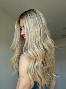 Victorious With Rooting // Signature Wig // 22'' // Small