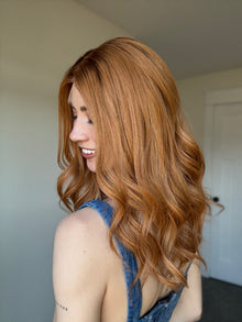 Loving With Rooting //Signature Wig // 18'' // Medium