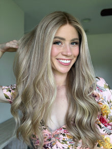 Golden With Rooting // Signature Wig // 24'' // Medium