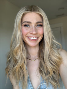 Iconic // Signature Wig // 20'' // Small