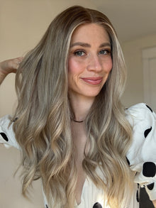 Custom Inspired // Signature Wig 22'' // Small