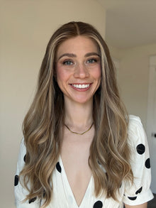 Custom Golden // Signature Wig // 22'' // Medium