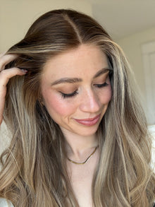 Custom Golden // Signature Wig // 22'' // Medium