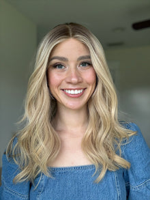 Iconic With Rooting // Signature Wig // 20'' // Extra Small