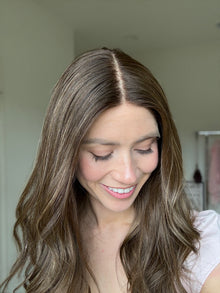 Magical With Rooting // Signature Wig // 18'' // Medium
