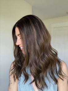 Magical With Rooting // Fully Hand-Tied // 18'' // Medium