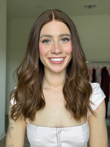 Lively // Signature Wig // 18'' // Small