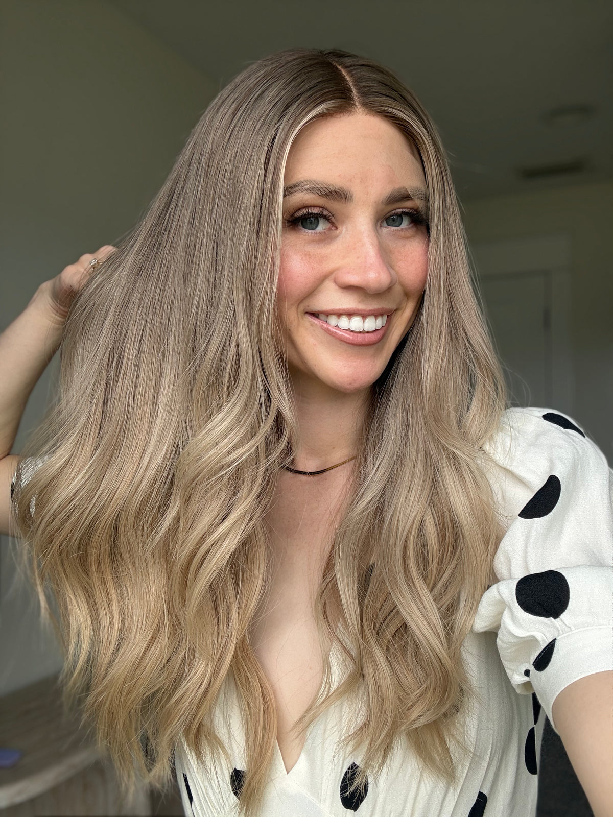 Icy Blonde // Signature Wig // 22'' // Small