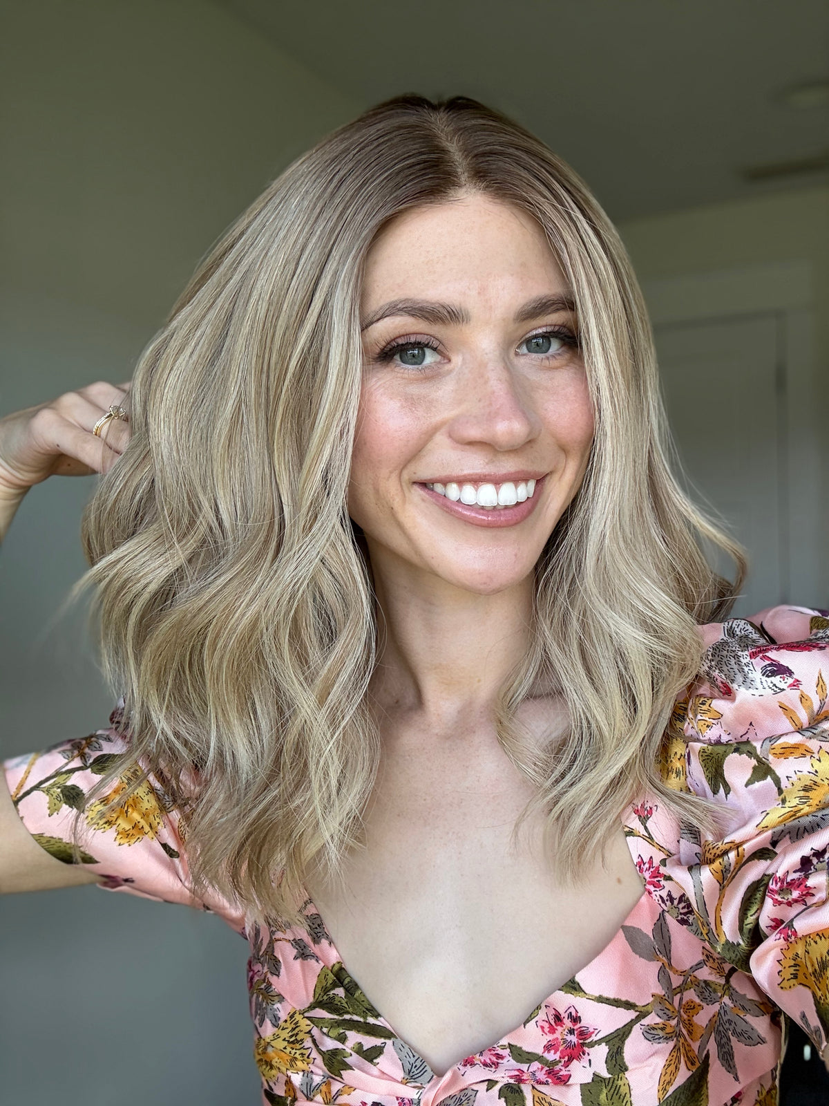 Golden With Rooting // Signature Wig // 16'' // Small